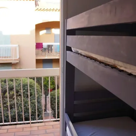 Escapade Marine : Vue Mer, 2 Chambres, Parking, A Pied De La * Sainte-Maxime